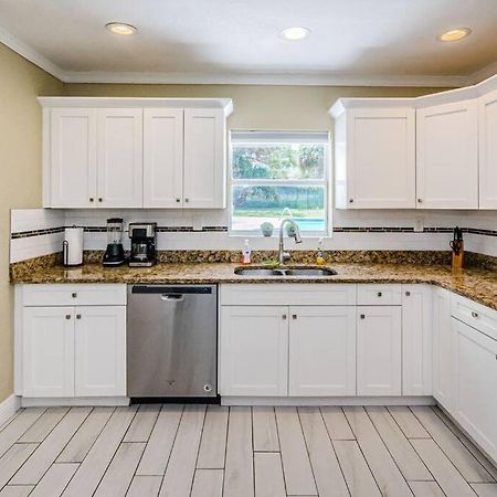 Beautiful Pool House In Old Seminole Heights! Villa Tampa Exterior foto