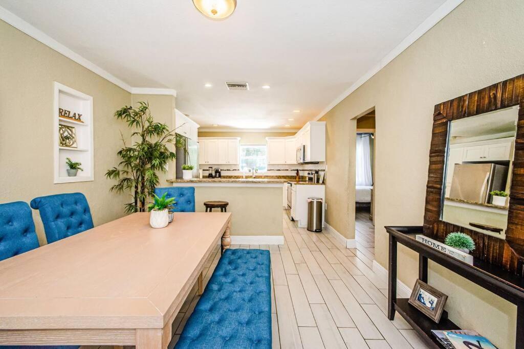 Beautiful Pool House In Old Seminole Heights! Villa Tampa Exterior foto