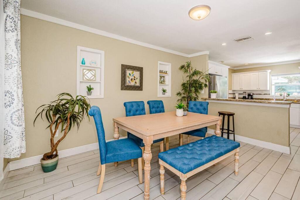 Beautiful Pool House In Old Seminole Heights! Villa Tampa Exterior foto